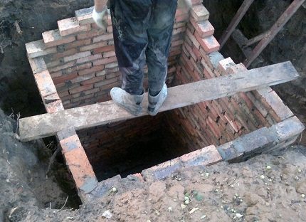 Construcția groapelor de scurgere