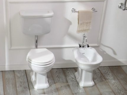 Model de bidet în aer liber