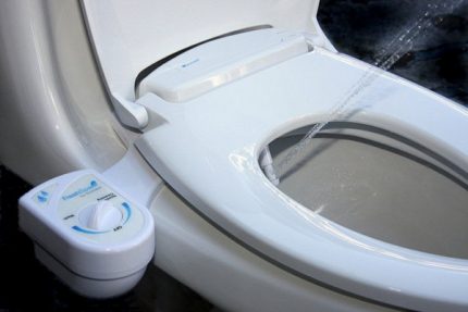 Capac electronic pentru bidet