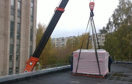 Rooftop-kølerinstallation