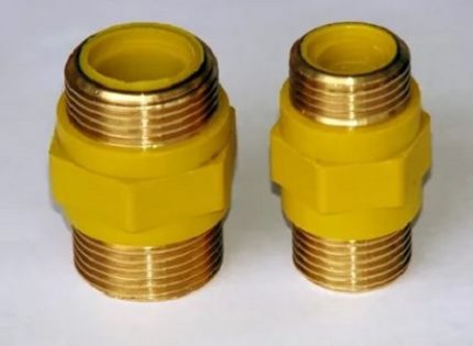 Adaptor dielectric