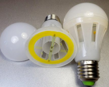 Lampa cu LED-uri demontate