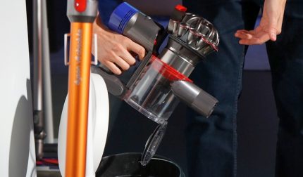 Dispozitiv compact Dyson