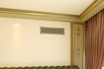 Grătar de ventilație interior