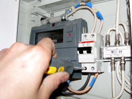 Instalare RCD pe linie