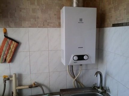 Coloana Electrolux în bucătărie